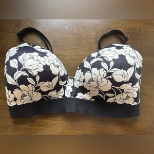 VS Pink Wireless Bra